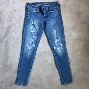 American eagle blue ripped jeans